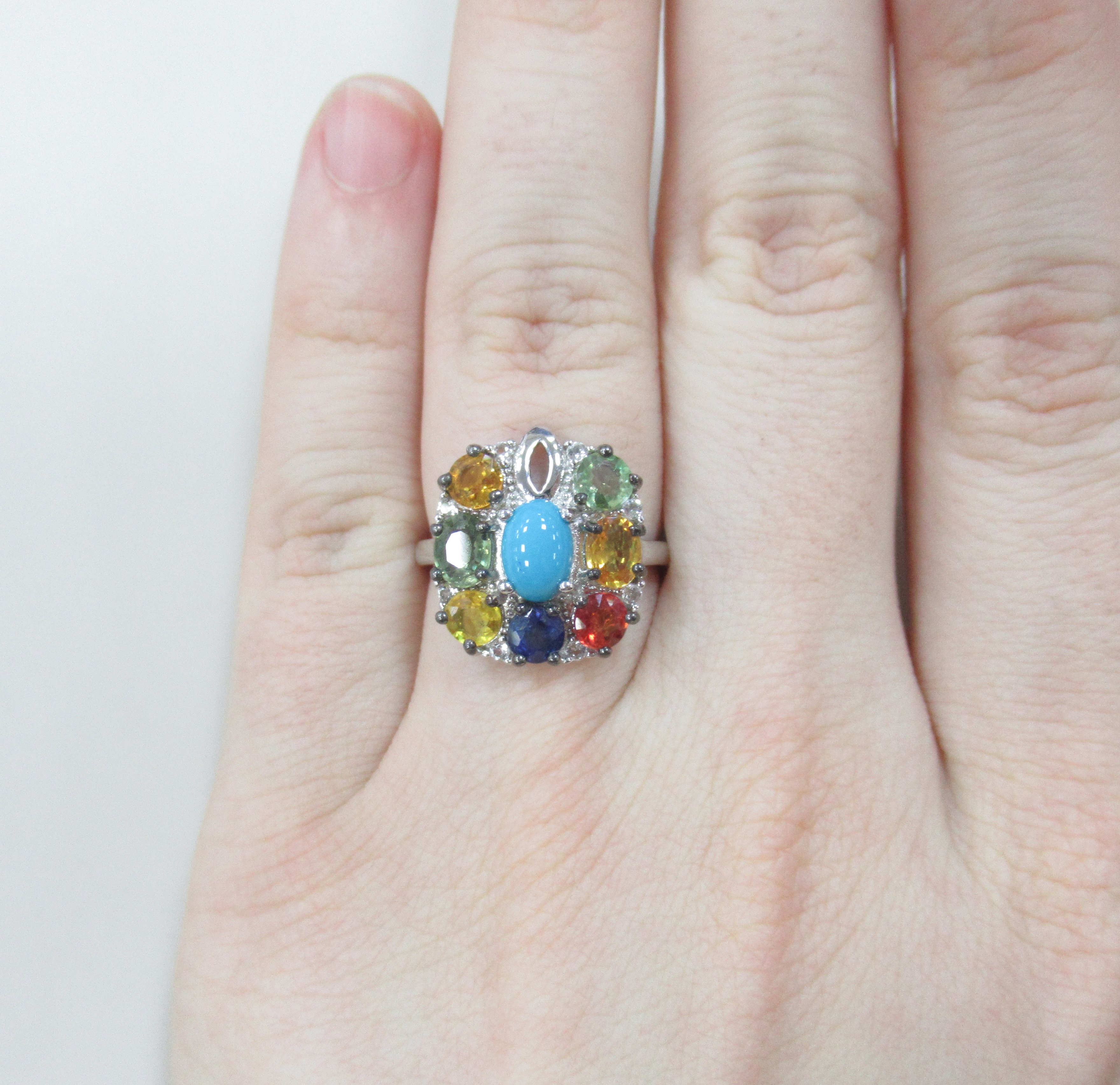 Серебряное кольцо с бирюзой и мальтисапфирами